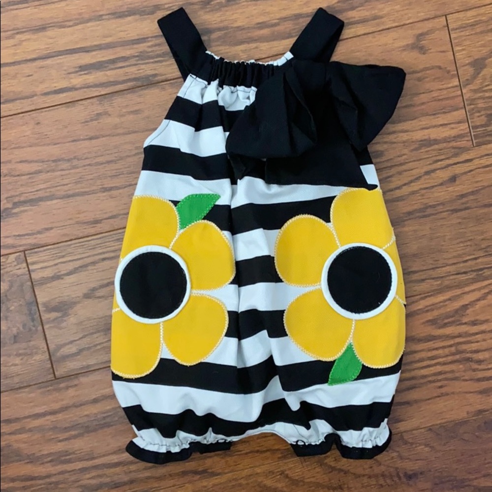 NWOT Mudpie bubble